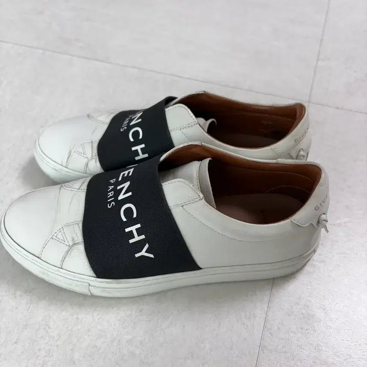 [BUNJANG] Givenchy Banding Sneakers Size 36 / 지방시 밴딩스니커즈 사이즈36