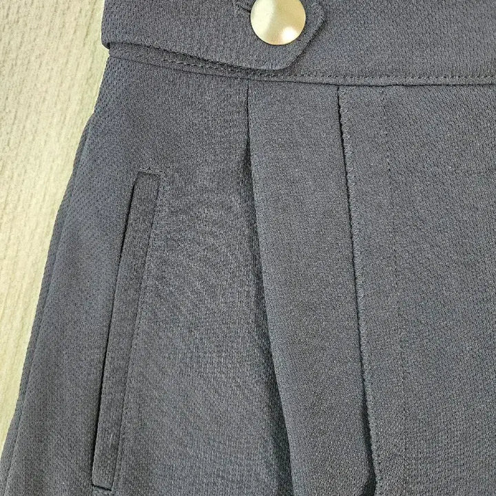 [BUNJANG] Second Floor High-Waisted Shorts with Back Elastic Band / 한섬 세컨플로어 반바지