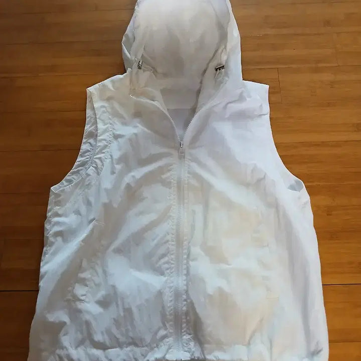 [BUNJANG] White Hooded Padded Vest / 화이트 후드 패딩 조끼