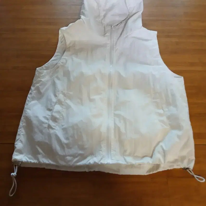 [BUNJANG] White Hooded Padded Vest / 화이트 후드 패딩 조끼