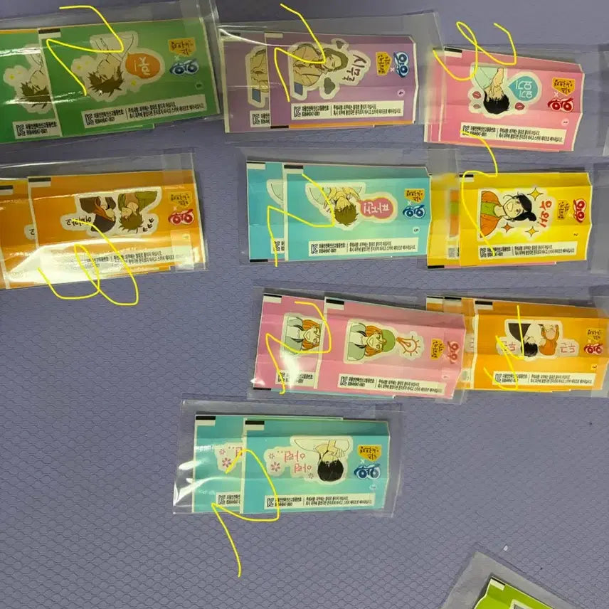 [SOLD OUT] 치즈인더트랩 껌 판박 51장 치인트