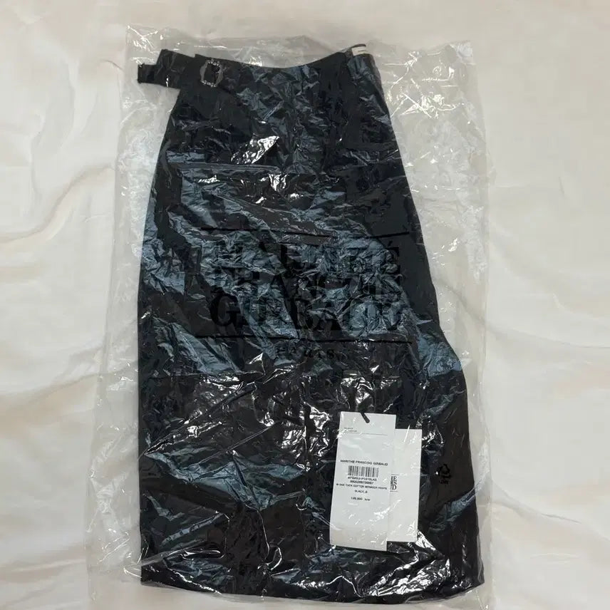 [BUNJANG] Marithe + Francois Girbaud Bermuda Shorts (Size S) / [새 상품] 마리떼 버뮤다 팬츠 s