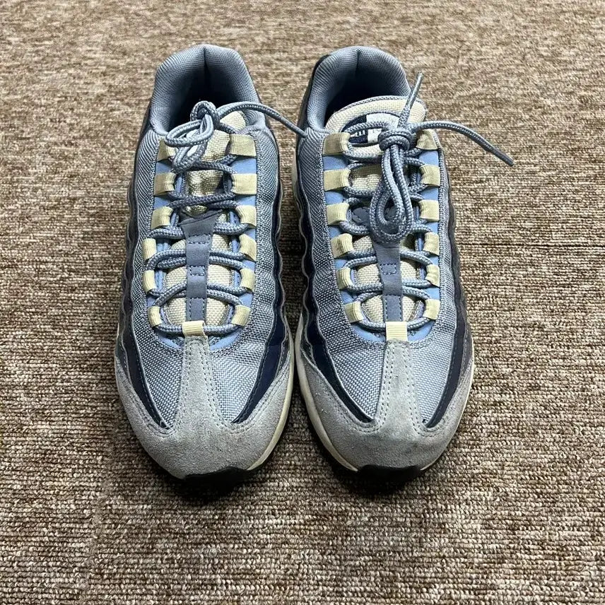 [BUNJANG] Nike Air Max 95 Essential 240 / 나이키 에어맥스 95 에센셜 240
