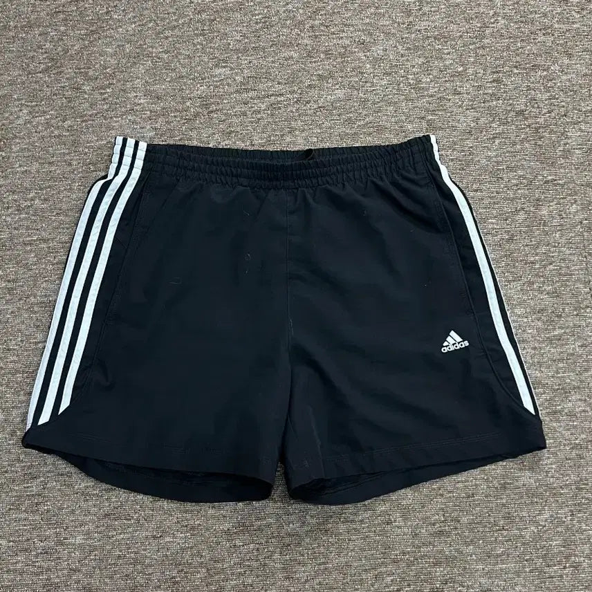 [BUNJANG] Adidas Three-Stripes Training Shorts Black / 아디다스 삼선 트레이닝 쇼츠 110