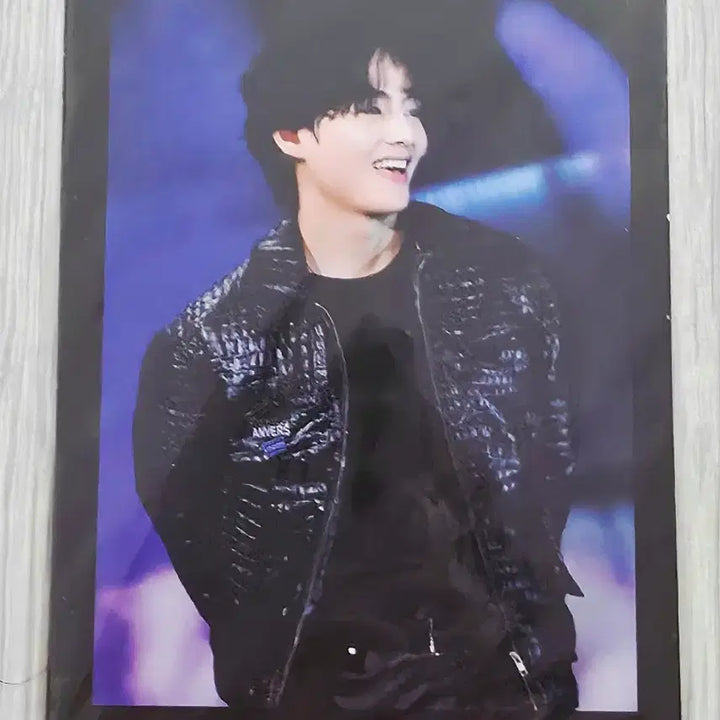 [BUNJANG] BTS V (Taehyung) Yet To Come Photocard / 방탄소년단 BTS V 태형 포토카드 뷔 옛투컴 Yet to come