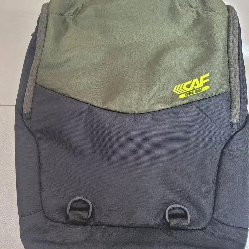 [BUNJANG] Lecaf CAF Backpack Olive/Black / 르까프.CAF 올리브/블랙 백팩
