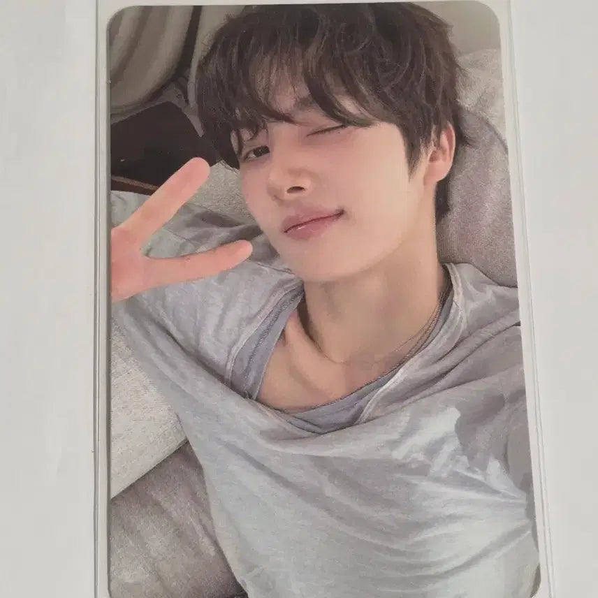 [BUNJANG] TWS NO TRAGEDY Compact Version BLUSH Youngjae Photocard / 투어스 NO TRAGEDY 컴팩트 버전 BLUSH 영재 포카