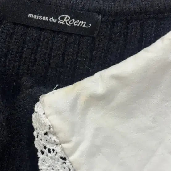 [BUNJANG] Roem Black Lace Collar Cardigan / 로엠 블랙 레이스 카라 가디건