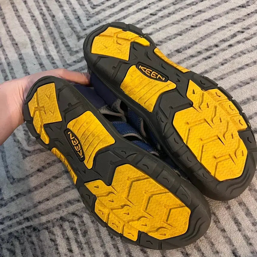[BUNJANG] KEEN Newport H2 Sandals Navy/Medium Grey / KEEN 킨 뉴포트 h2 네이비/미디엄 그레이