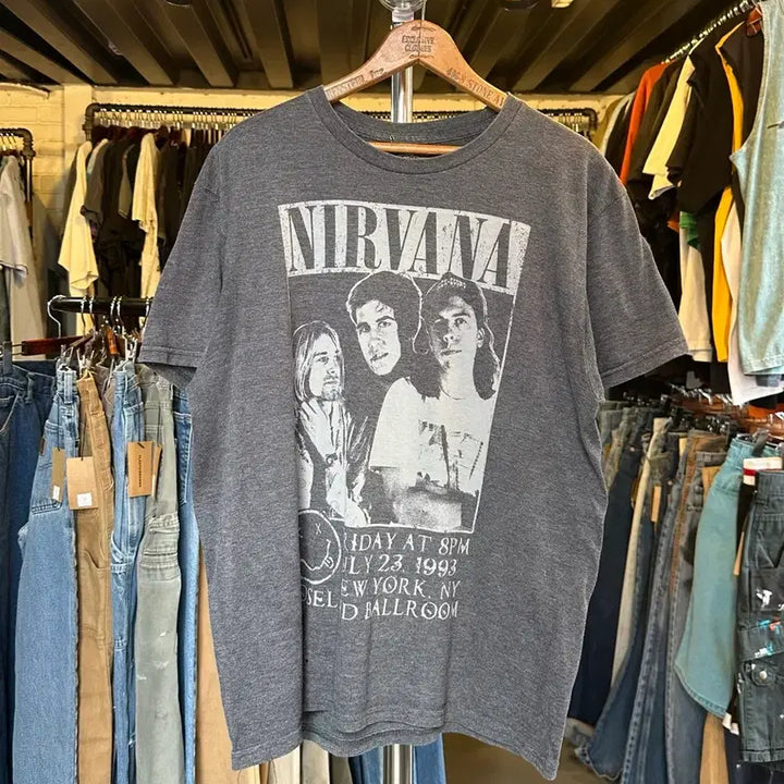 [BUNJANG] Nirvana Rock Band Graphic T-Shirt / [100]너바나 락밴드 프린팅 티셔츠
