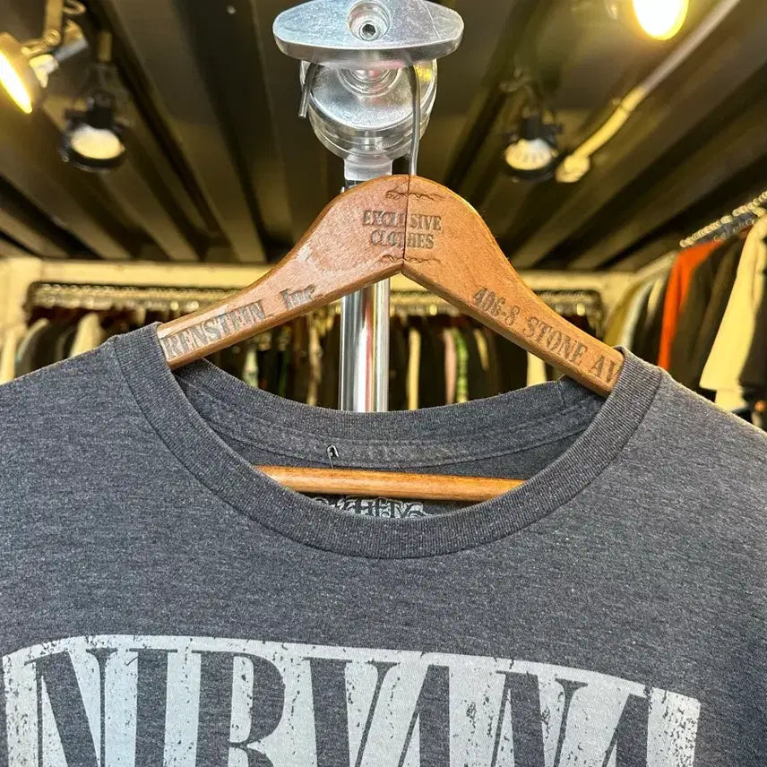 [BUNJANG] Nirvana Rock Band Graphic T-Shirt / [100]너바나 락밴드 프린팅 티셔츠