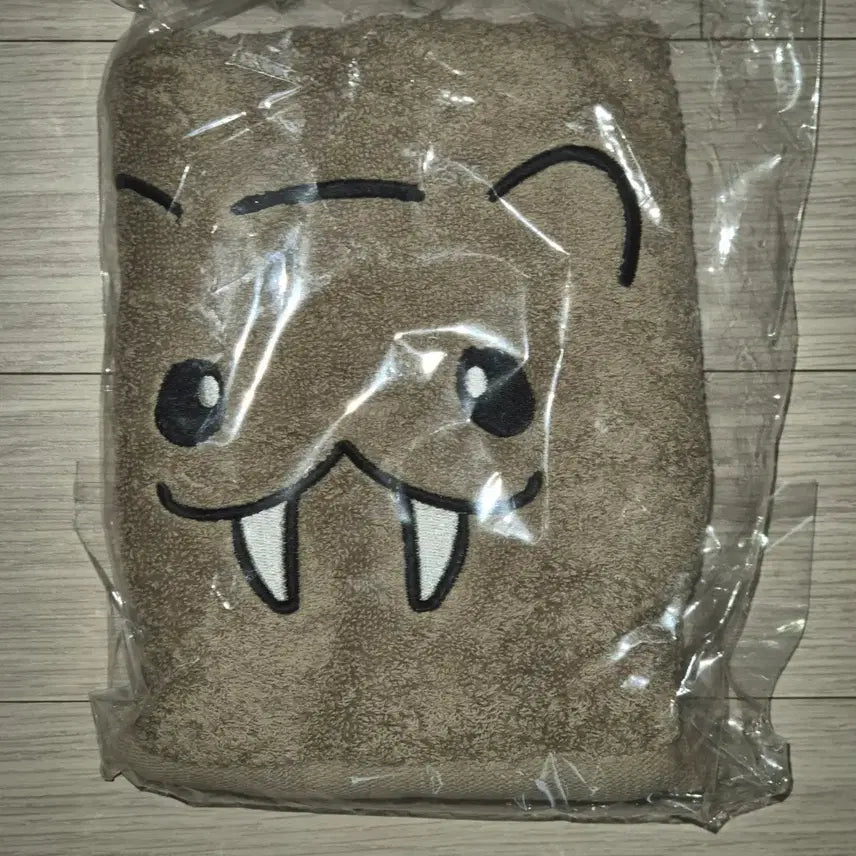 [BUNJANG] Final Fantasy XIV Giant Beaver Towel / 파판14 자이언트비버 수건