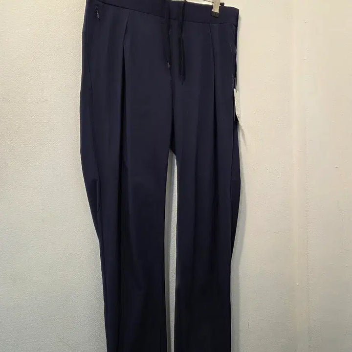 [BUNJANG] Lecaf Navy Drawstring Pleated Jogger Pants / 르까프 네이비 컬러 드로우스트링 플리츠 조거팬츠