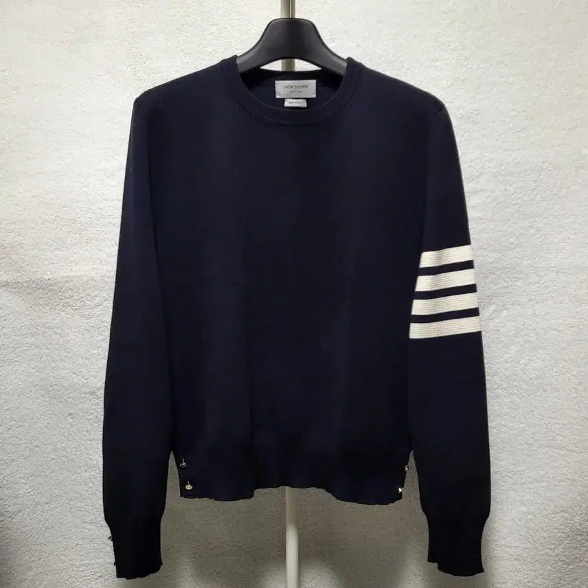 [BUNJANG] Thom Browne Milano Stitch Gold Button Knit / [정품] 3 / 톰브라운 밀라노 스티치 금장 니트