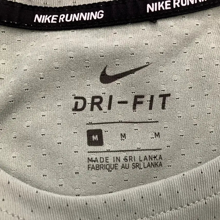 [BUNJANG] Nike Functional Short Sleeve T-Shirt M / 나이키(NIKE) 기능성 반팔티 95(M)