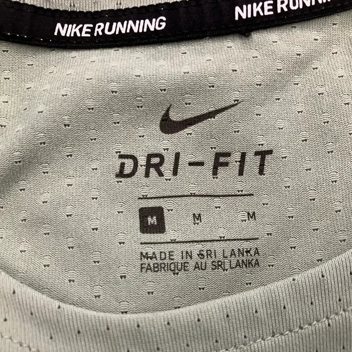 [BUNJANG] Nike Functional Short Sleeve T-Shirt M / 나이키(NIKE) 기능성 반팔티 95(M)