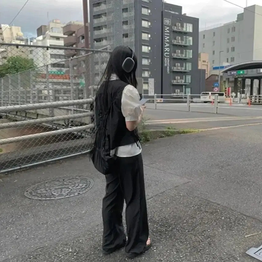 [BUNJANG] Anyonemr Black Nylon Pants / 애니원모어 라이튼 블랙 나일론 팬츠