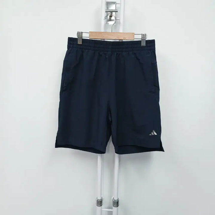 [BUNJANG] Adidas 23SS Training Shorts (Size 28-29) / 아디다스 23SS 트레이닝 반바지 28-29
