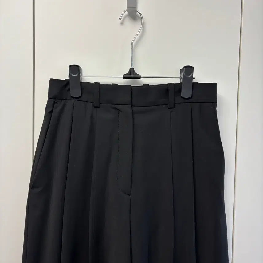 [BUNJANG] Cos Two-Tuck High-Waist Slacks Pants / Cos 코스 투핀턱 슬랙스 팬츠