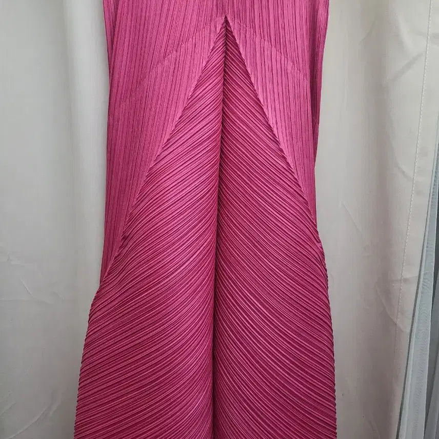[BUNJANG] Pleats Please Pink Pleated Midi Skirt / 플리츠플리즈 핑크 스커트 판매해요.
