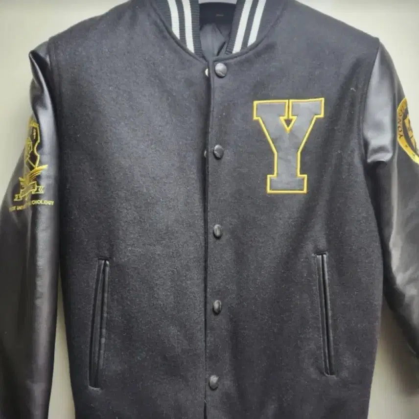 [BUNJANG] Yonsei University Varsity Jacket - Size S / 연대 과잠 s