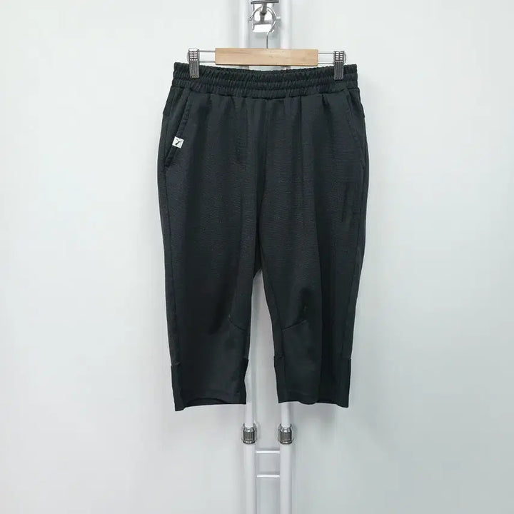 [BUNJANG] Puma 23SS Training 3/4 Shorts Size 28 / 푸마 23SS 트레이닝 7부 반바지 28