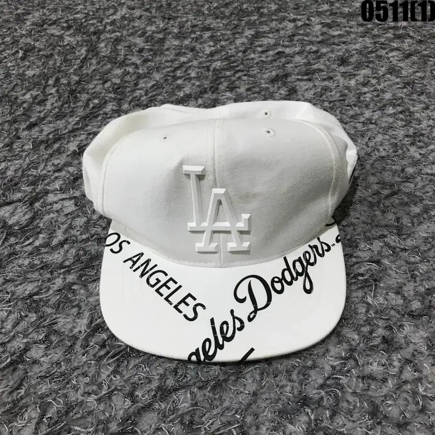 [BUNJANG] MLB LA Dodgers White Ball Cap Hat / MLB LA 다저스 화이트 볼캡 모자