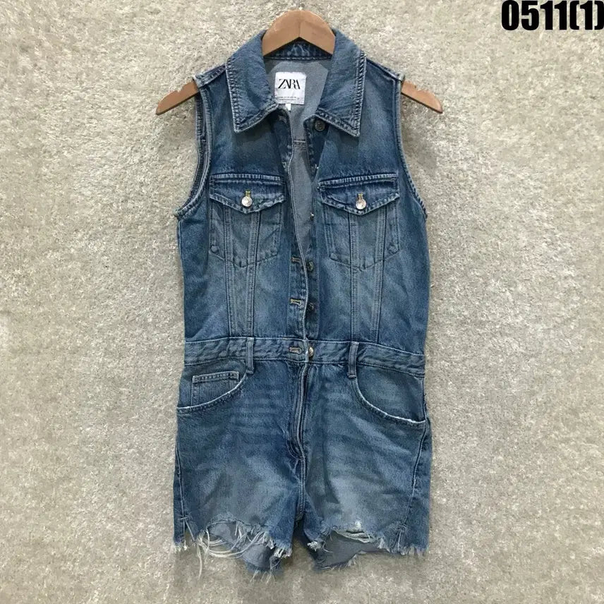 [BUNJANG] Zara Denim Overall Shorts - Size M / 자라 데님 멜빵 반바지 m