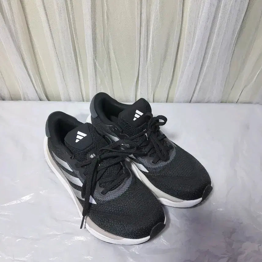 [BUNJANG] Adidas Duramo Sneakers Size 250 / [1번착용]아디다스 듀라모 운동화250
