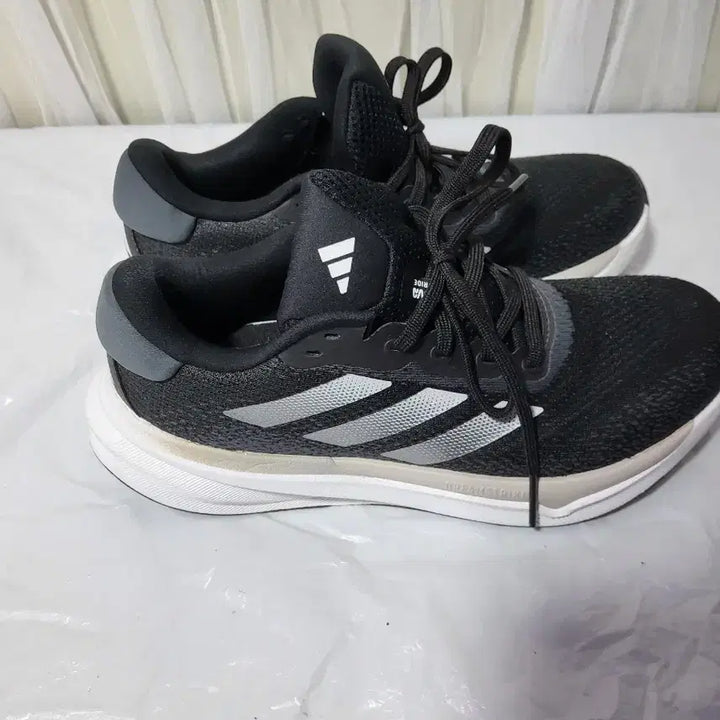 [BUNJANG] Adidas Duramo Sneakers Size 250 / [1번착용]아디다스 듀라모 운동화250