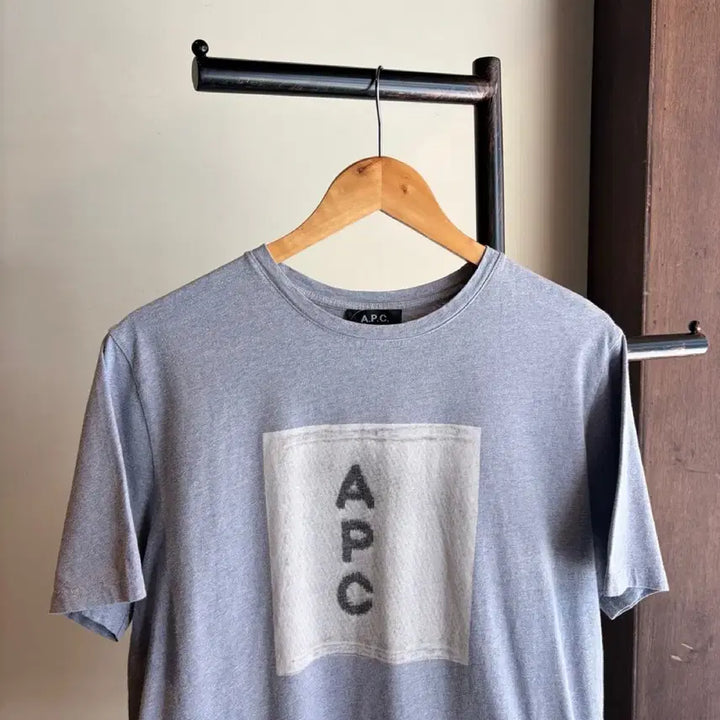 [BUNJANG] A.P.C. Logo T-Shirt / 16920 - A.P.C. 아페쎄 로고 반팔 티셔츠