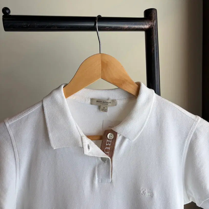 [BUNJANG] Burberry White Short Sleeve Polo Shirt / 16917 - 버버리 화이트 반팔 카라티