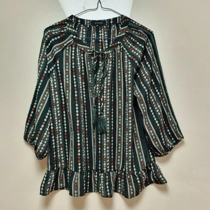 [BUNJANG] Striped Pattern Blouse / 스트라이프 패턴 블라우스