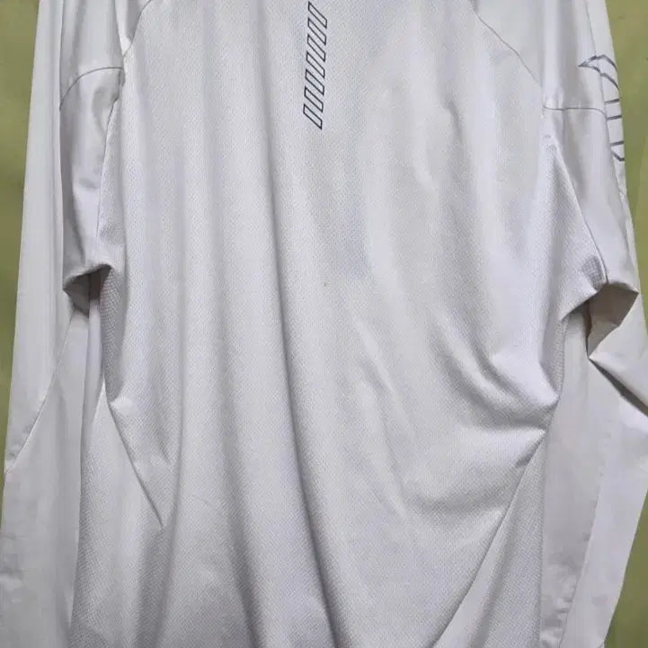 [BUNJANG] Dynafit Functional Long-Sleeve T-Shirt / 다이나핏 기능성 긴팔 티셔츠