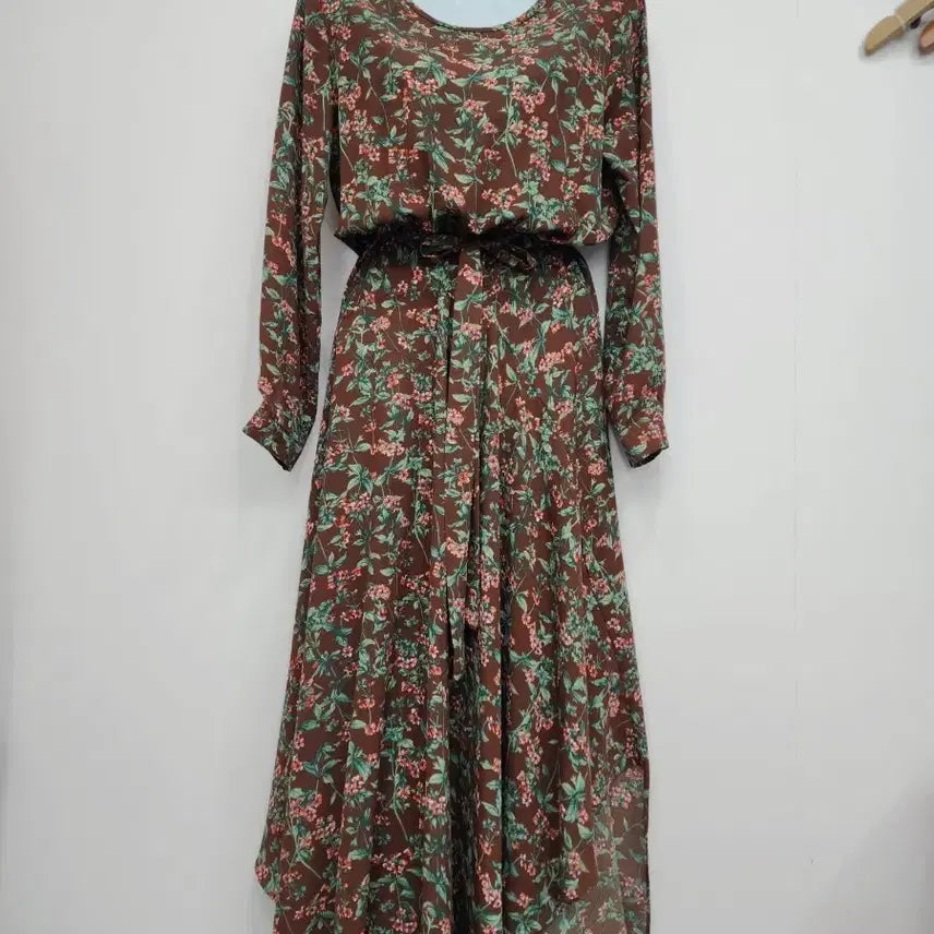 [BUNJANG] Flower Pattern Long Asymmetrical Dress - Brown / 플라워 패턴 롱 언발 원피스 브라운 FREE