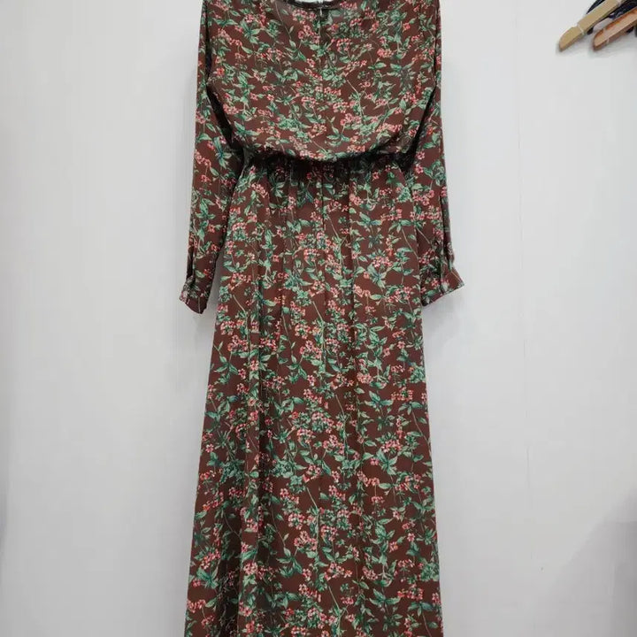 [BUNJANG] Flower Pattern Long Asymmetrical Dress - Brown / 플라워 패턴 롱 언발 원피스 브라운 FREE