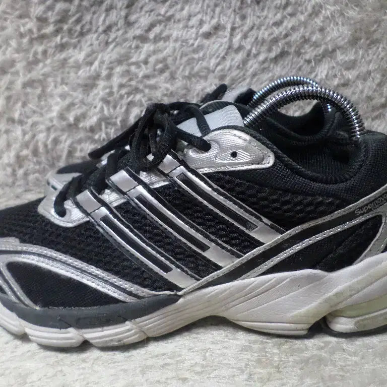 [BUNJANG] Adidas Supernova Cushion 7 Sneakers Black / 후루룩구제2 235 아디다스 슈퍼노바 쿠션7 운동화 블랙260511