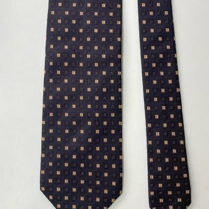 [BUNJANG] Theban Necktie / 더반 넥타이
