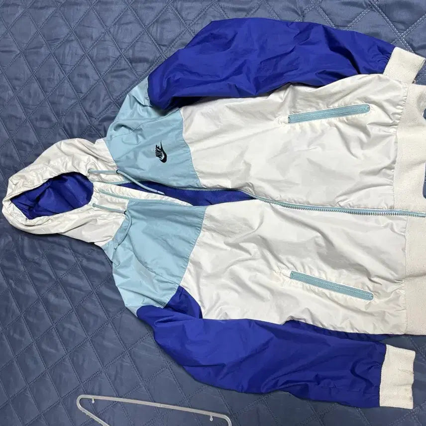 [BUNJANG] Nike Windrunner Jacket (Size L) / 나이키 윈드러너 사이즈L
