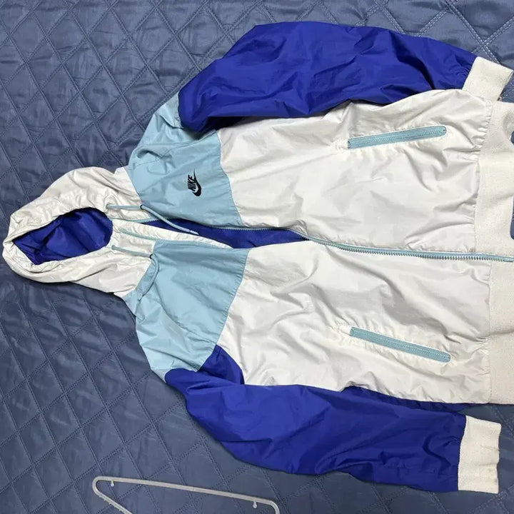 [BUNJANG] Nike Windrunner Jacket (Size L) / 나이키 윈드러너 사이즈L
