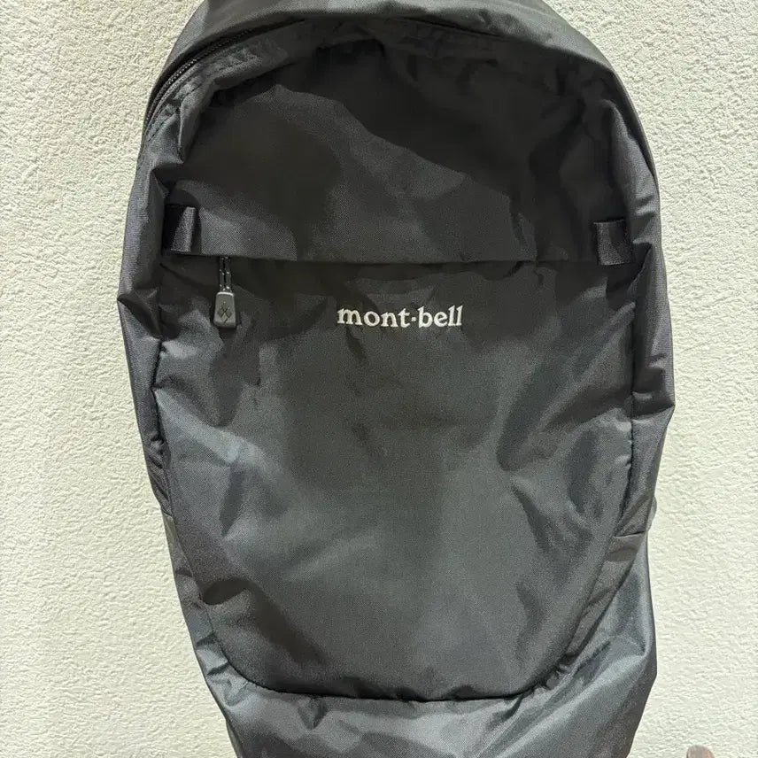 [BUNJANG] Montbell Black Backpack / 몽벨 블랙 백팩