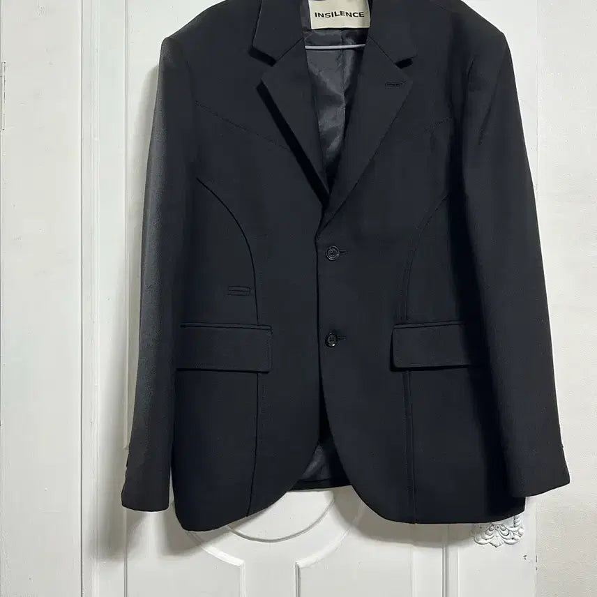 [BUNJANG] Insilence Curved Line Wool Blazer / 인사일런스 커브드 라인 울 블레이저