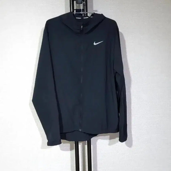 [BUNJANG] Nike Dri-FIT Run Woven Jacket XL / 나이키 드라이핏 런 우븐 블랙 바람막이 XL