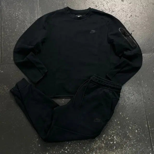 [BUNJANG] Nike Tech Fleece Sweatshirt Training Set / 105 나이키 테크팩 맨투맨 트레이닝 셋업