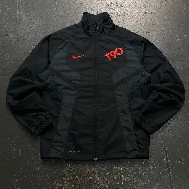 [BUNJANG] Nike Total 90 Storm-Fit Windbreaker / 100 나이키 스톰핏 토탈90 바람막이