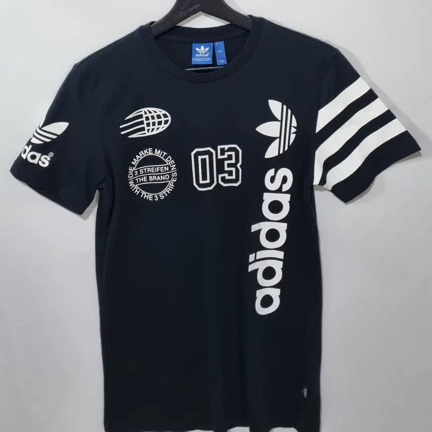 [BUNJANG] Adidas Black Multi-Logo T-Shirt / 95) 아디다스 블랙 멀티로고 반팔티