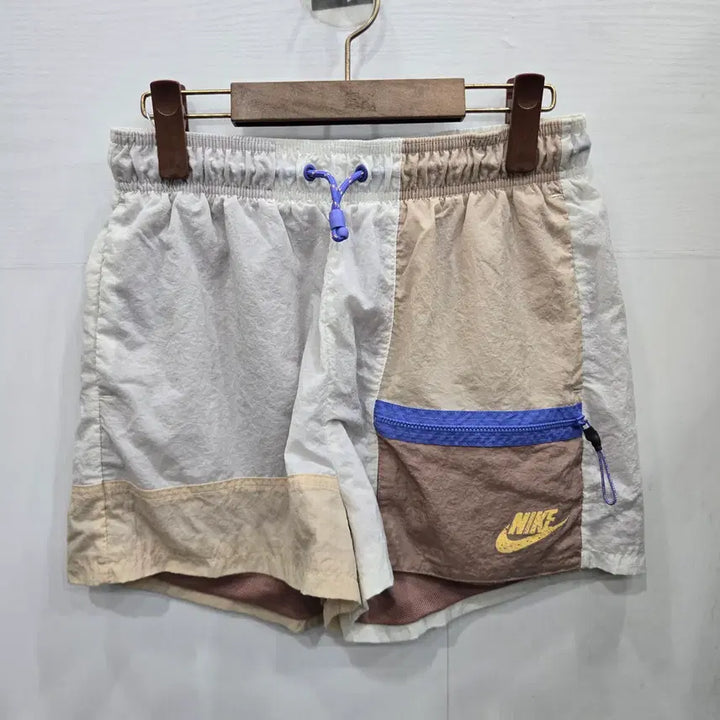 [BUNJANG] Nike Dri-FIT Athletic Shorts / M,95 )) NIKE 나이키 반바지! 디자인 짱 이쁘고 색상도 예뻐요~