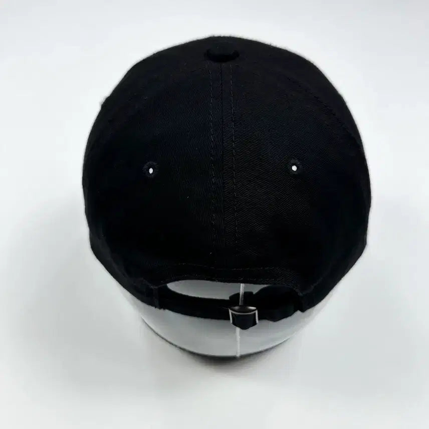 [BUNJANG] Converse Lettering Embroidered Black Ball Cap / 컨버스 레터링 자수 블랙 볼캡 모자