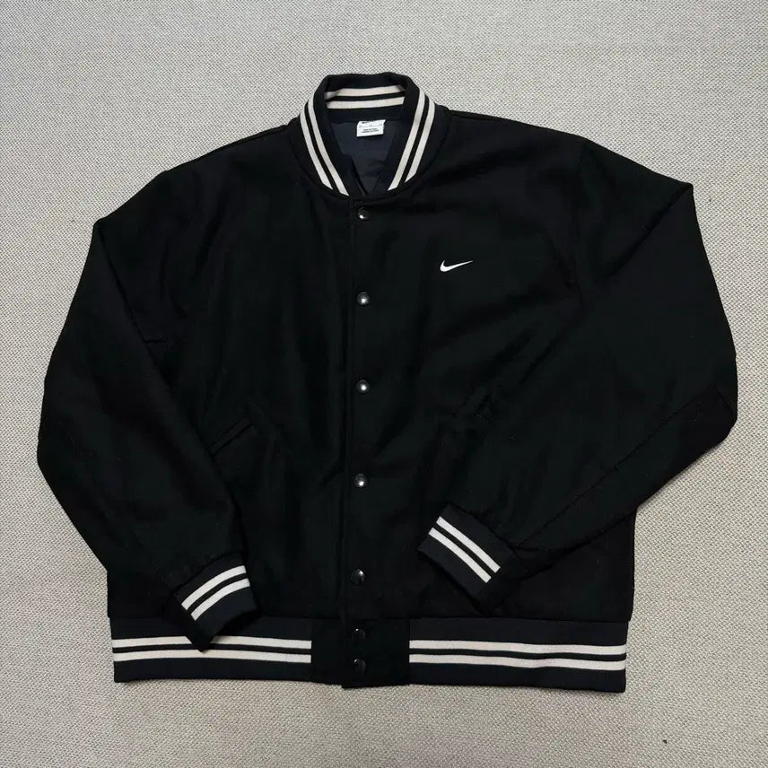 [BUNJANG] Nike NSW Varsity Jacket Black White / 나이키 NSW 바시티 자켓 블랙 화이트