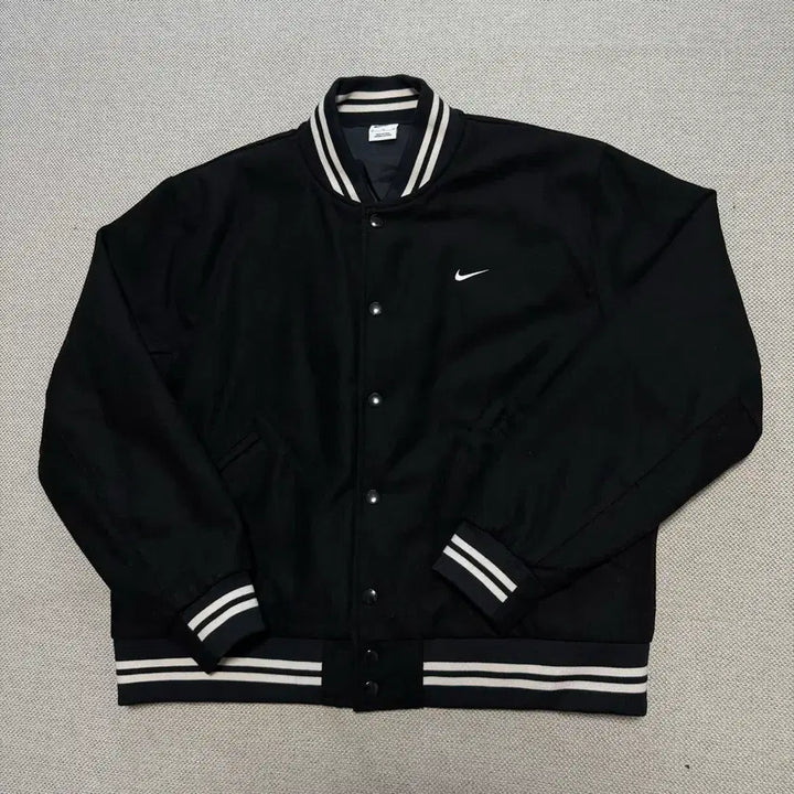 [BUNJANG] Nike NSW Varsity Jacket Black White / 나이키 NSW 바시티 자켓 블랙 화이트